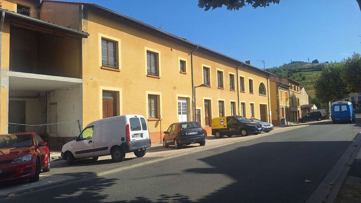 Appartement à MONTESQUIEU-VOLVESTRE