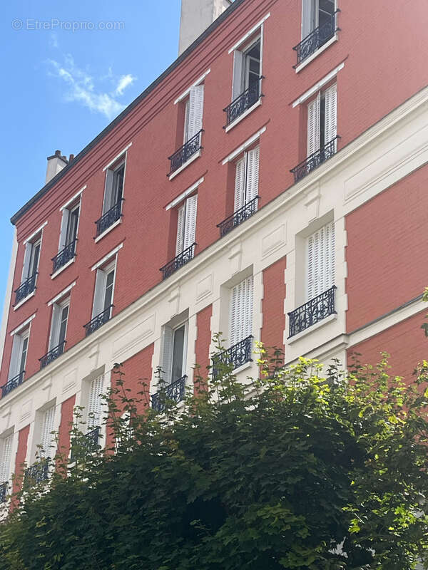 Duplex en dernier étage - charme de l'ancien et rénovation contemporaine - photo 10