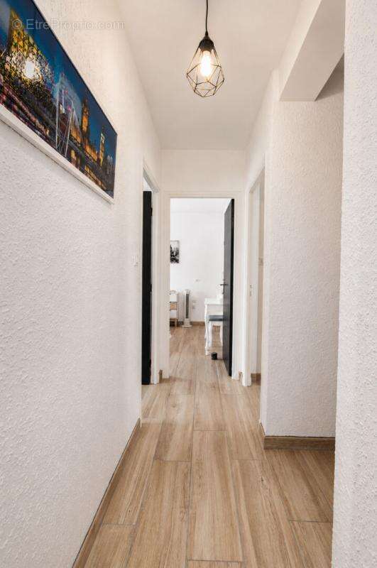 Appartement Narbonne 4 pièce(s) 81m2 - photo 12