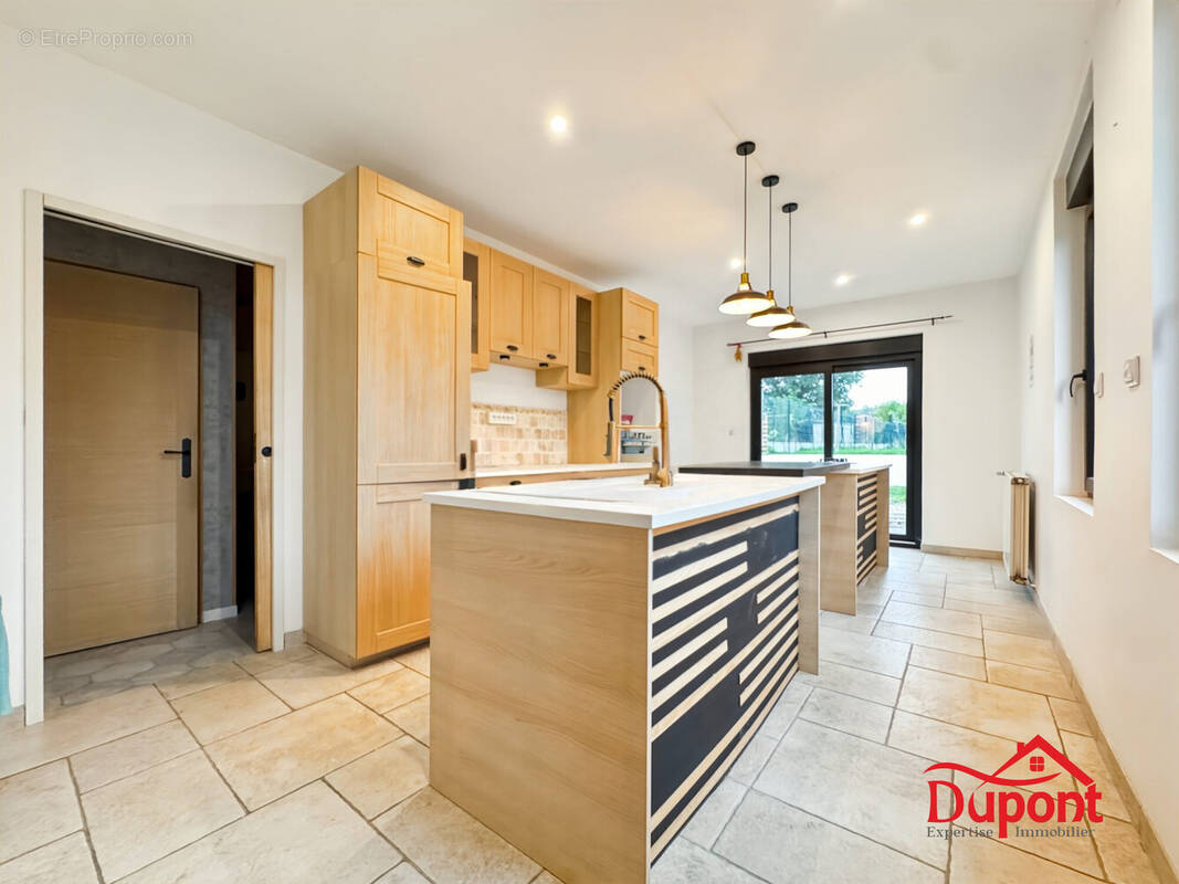 Maison à WALINCOURT-SELVIGNY