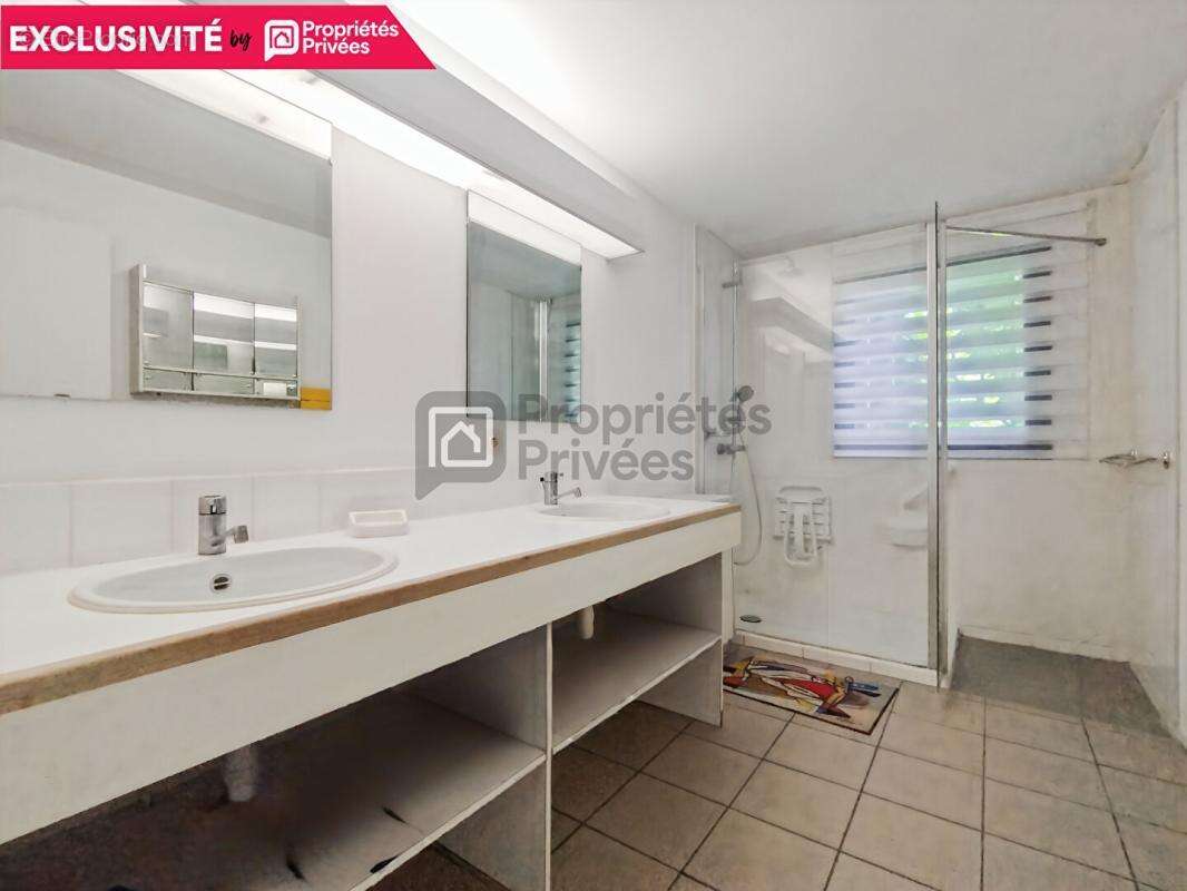 Maison Goyrans 160 m2 - 6 pièces - 3 Chambres - parcelle de 1854 m² - photo 11
