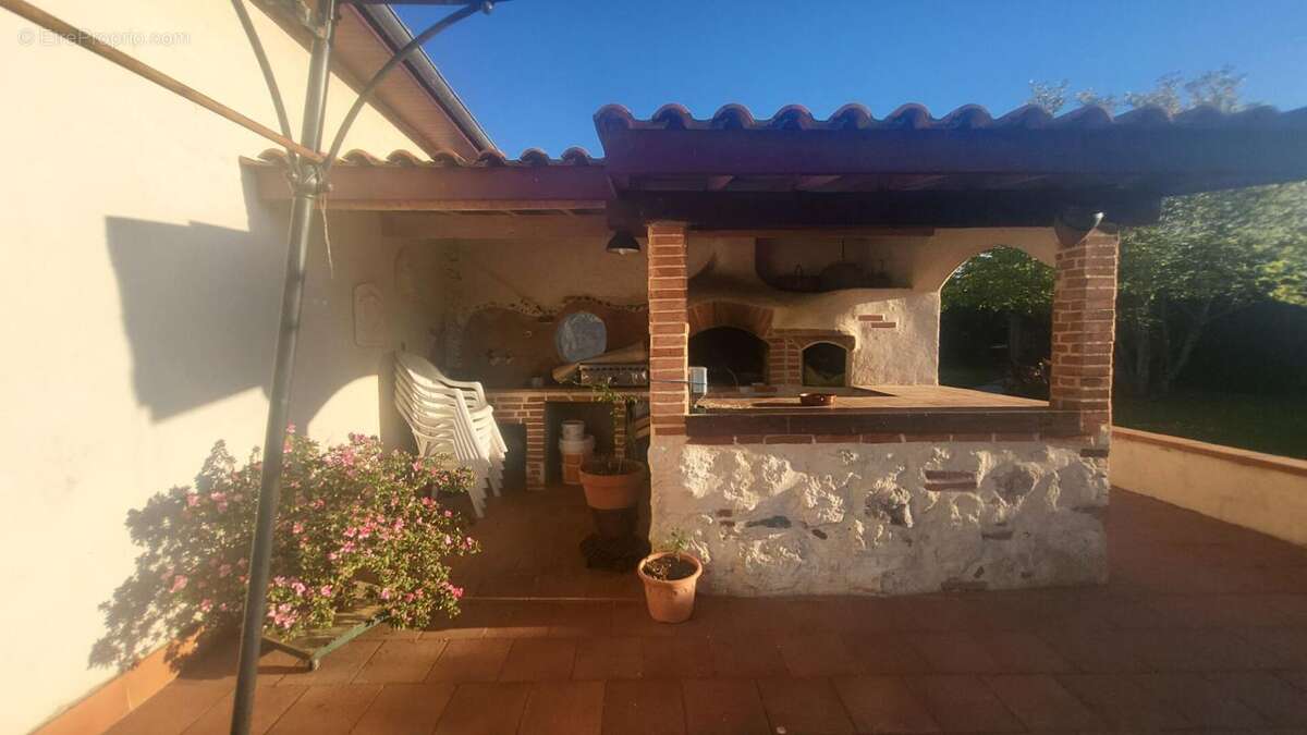 Maison à CASTELMAYRAN