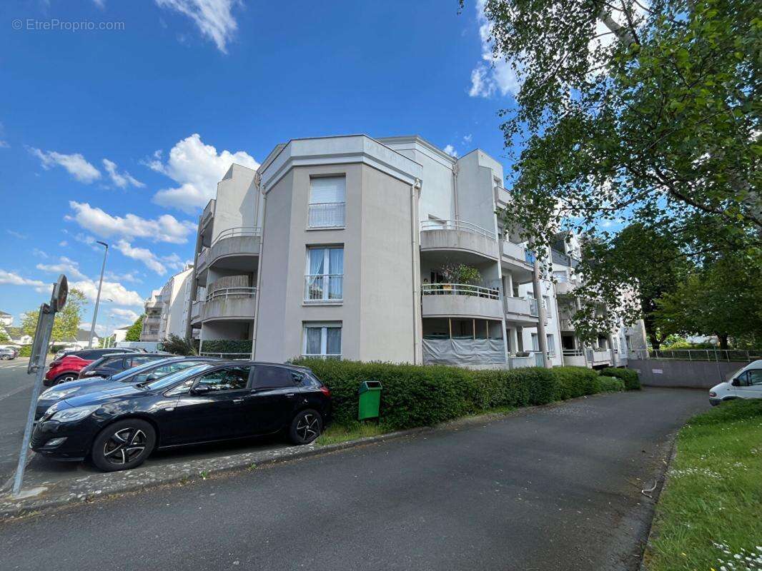 Angers T2 avec parking et balcons - photo 6
