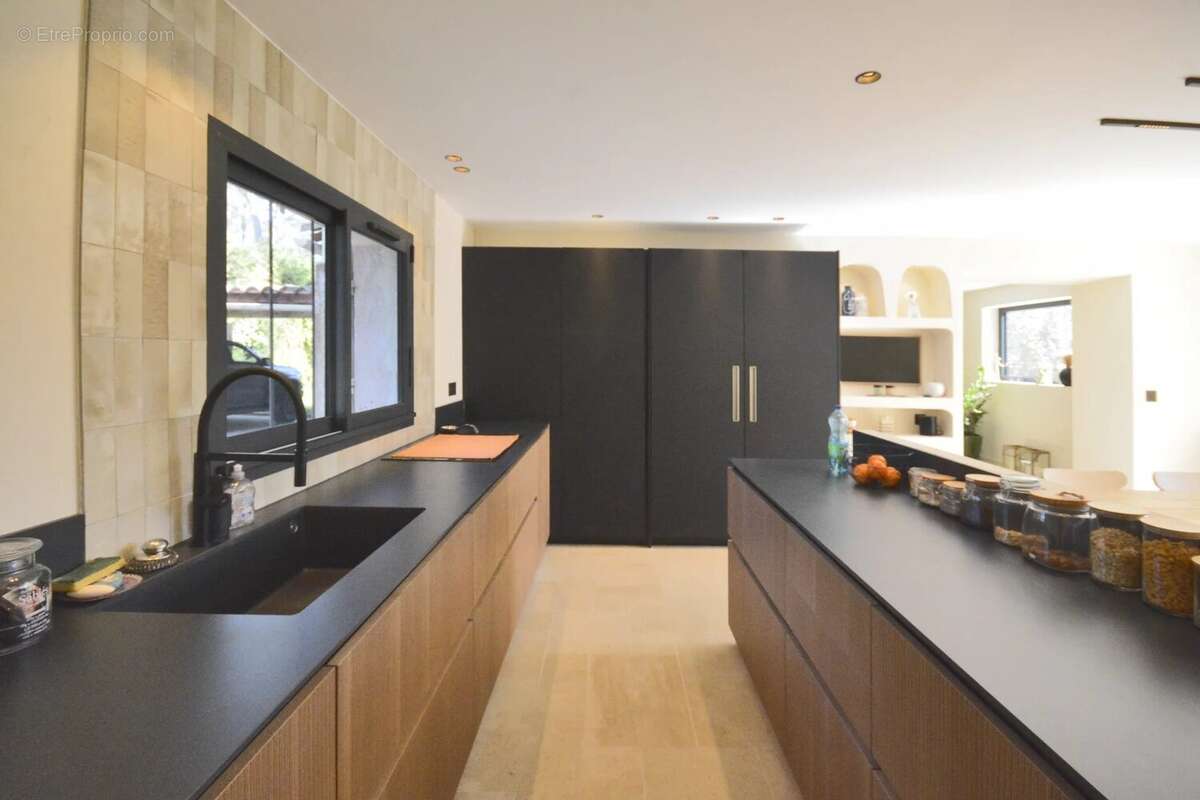 Maison à MOUGINS