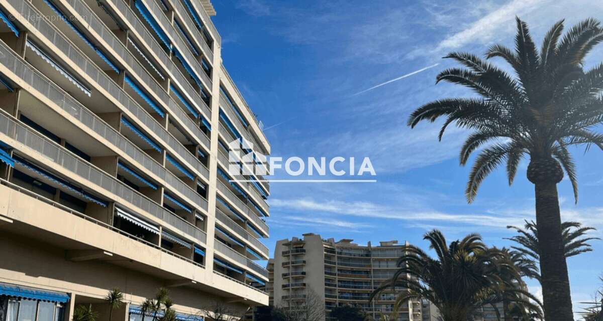 Appartement à MANDELIEU-LA-NAPOULE