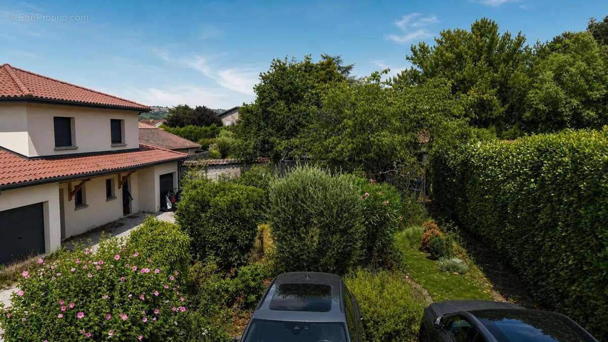 SAINT-CLAIR-DU-RHÔNE – Grande maison familiale de 165 m2 - photo 23