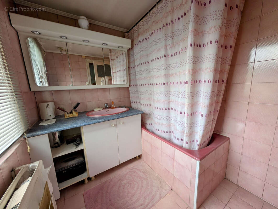 Photo 9 - Appartement à BRUAY-LA-BUISSIERE