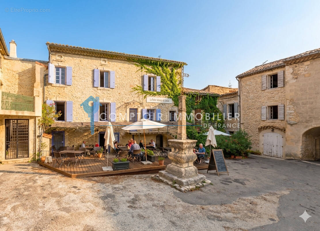 Maison à UZES