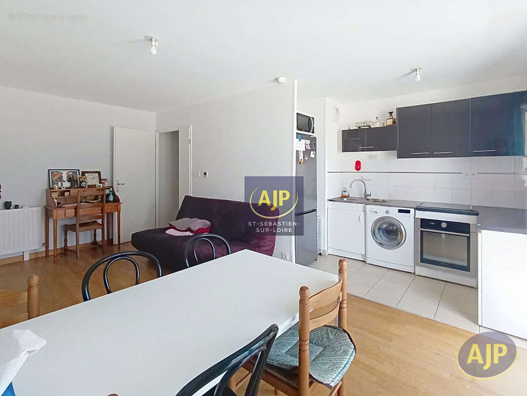 Appartement à SAINT-SEBASTIEN-SUR-LOIRE