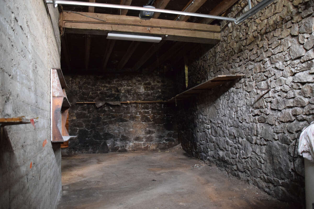 Maison à SAINT-CIRGUES-EN-MONTAGNE