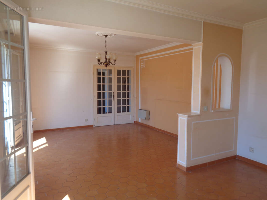 Maison à LANCON-PROVENCE