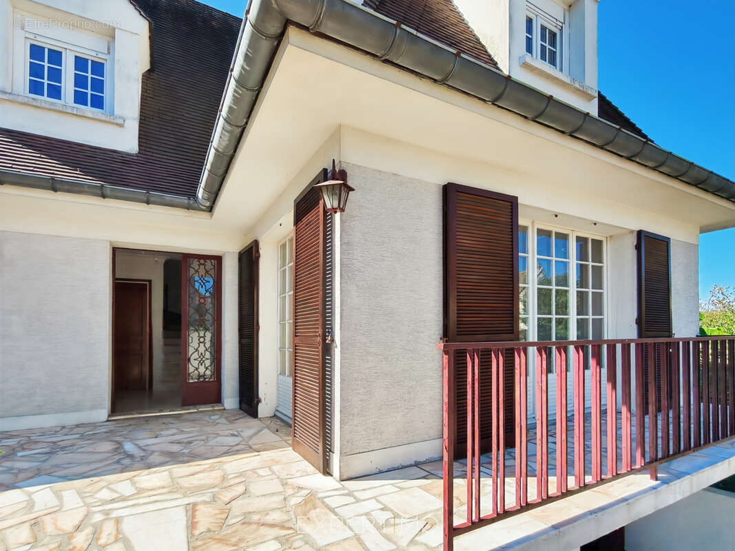 Maison à EMERAINVILLE
