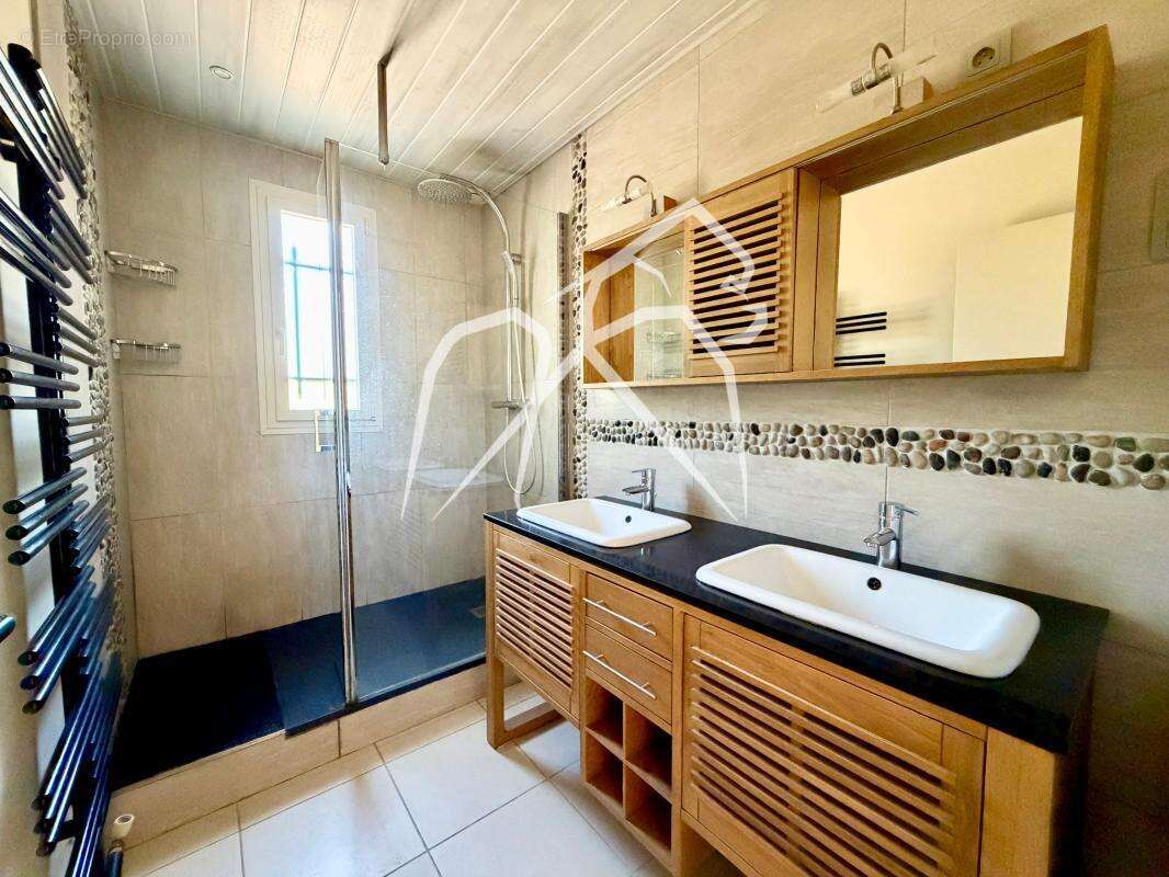 Pavillon individuel  vivable de plain-pied  160 m²  5 chambres  le mesnil-esnard (76240) - photo 6
