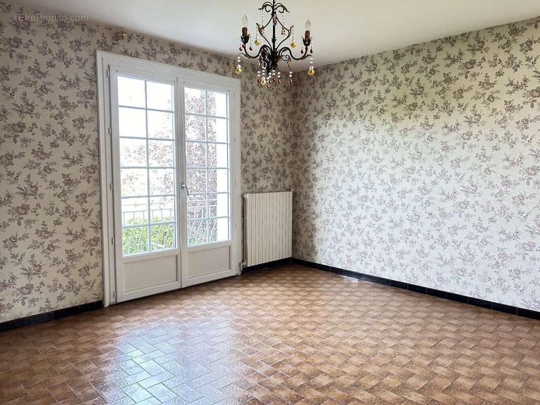 Maison à SAINT-AUBIN-LE-CLOUD