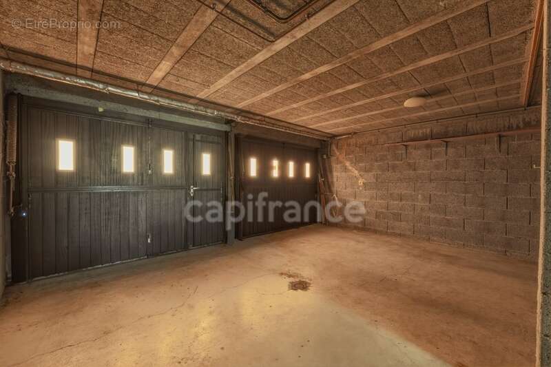 Maison à PREVESSIN-MOENS
