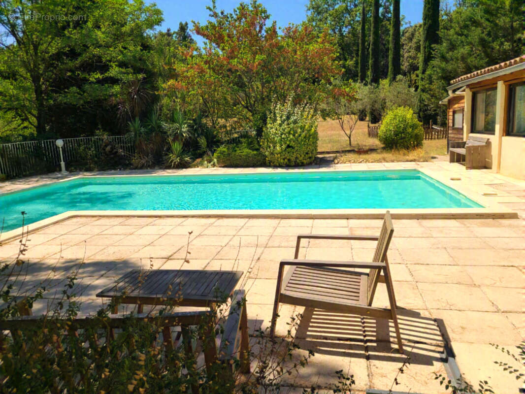 Jolie maison de 283 m2 surface totale avec gite, piscine chauffée et pool-house 41 m2 sur 4.387 m2 de terrain - photo 12