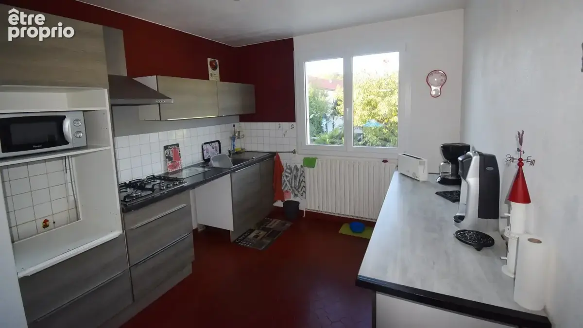 À VENDRE - VICHY - Maison 133 m² avec 4 chambres et un garage - photo 4