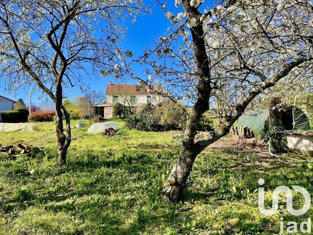 Photo 1 - Maison à CERNUSSON