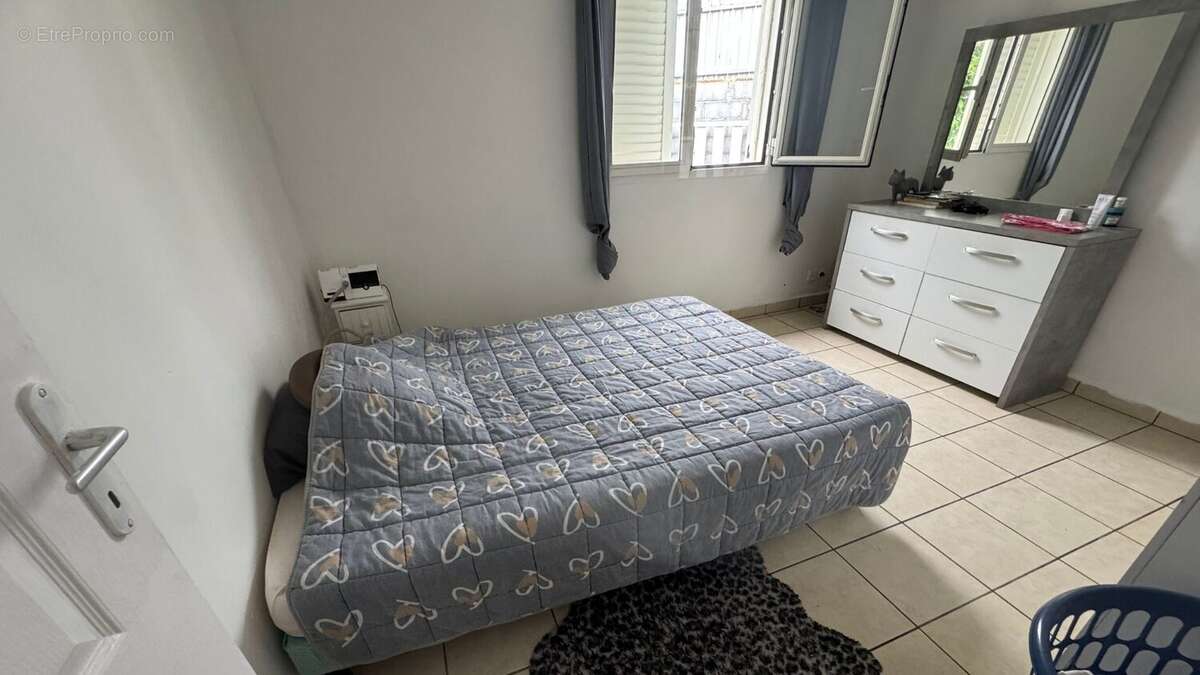 Maison à LES TROIS-BASSINS