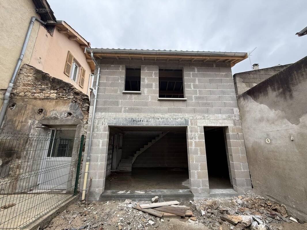 Maison à VILLEFRANCHE-SUR-SAONE