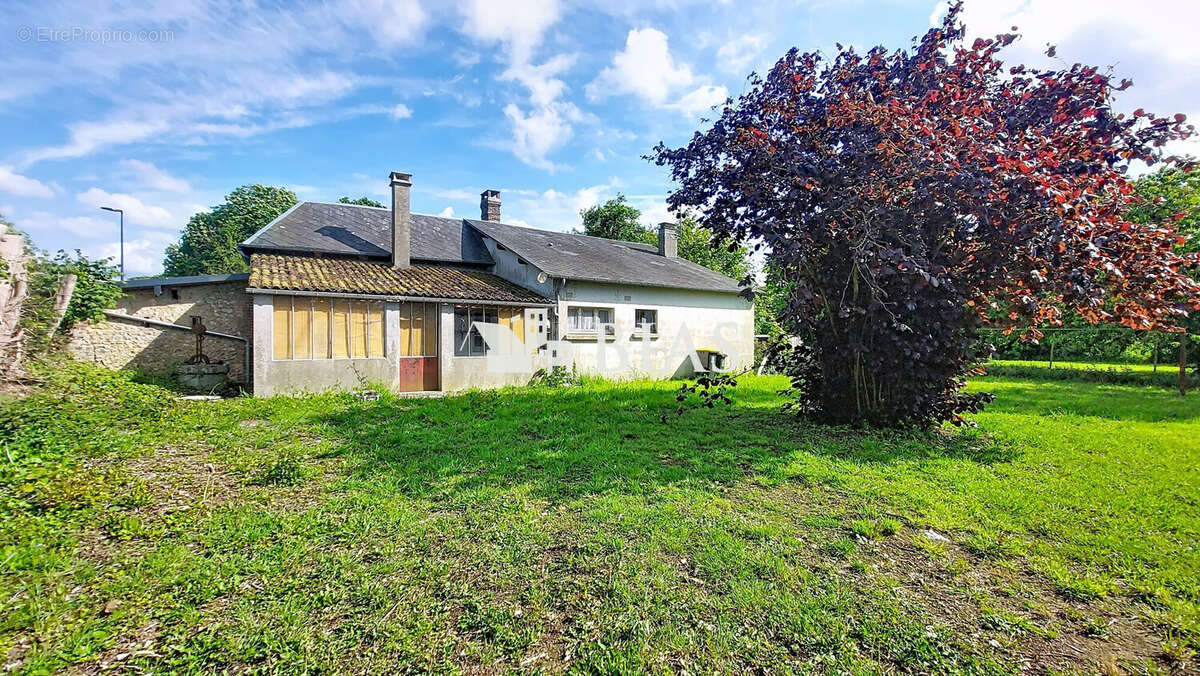 Maison à SAINT-MARDS-DE-BLACARVILLE