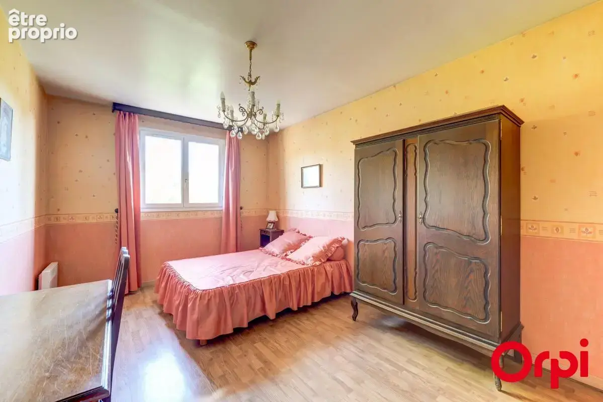 Maison familiale 4 chambres de plus de 130 m2 dans le secteur recherché des Tarentelles - photo 15