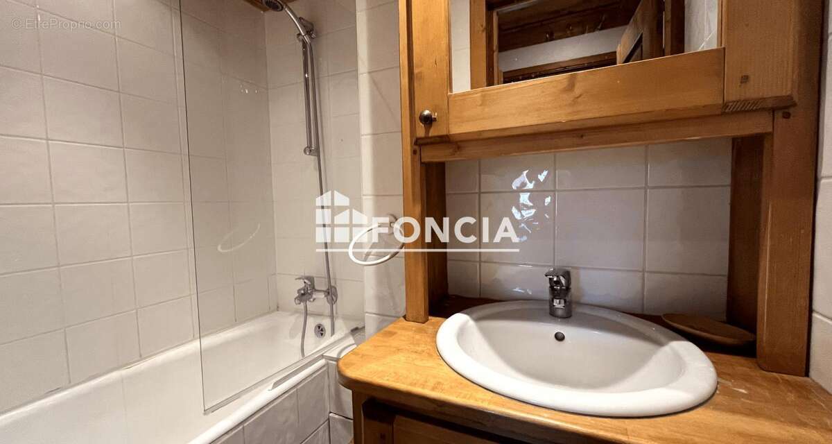 Appartement à LES ALLUES