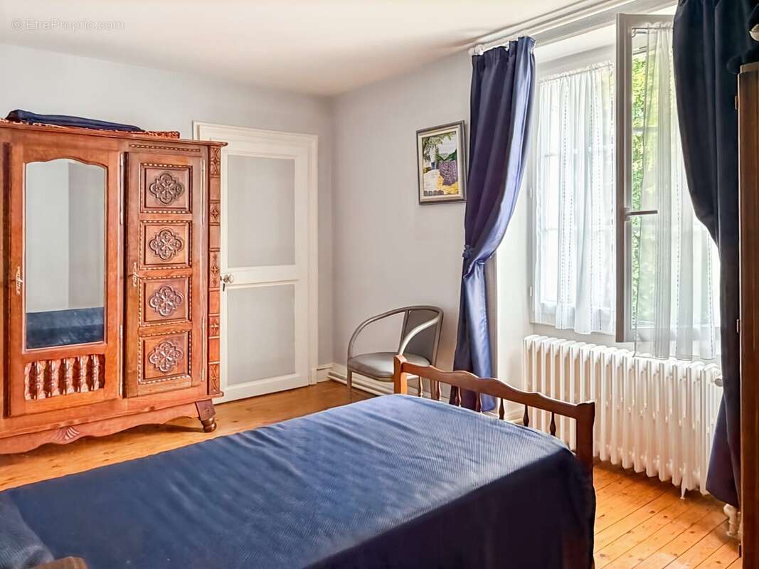 Maison à NEUVILLE-AUX-BOIS