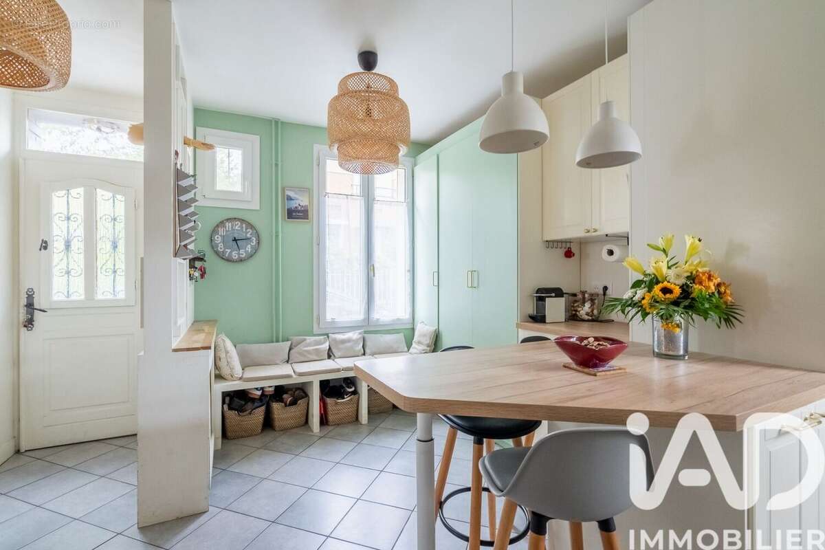 Maison 101 m² à Chatillon  - photo 3