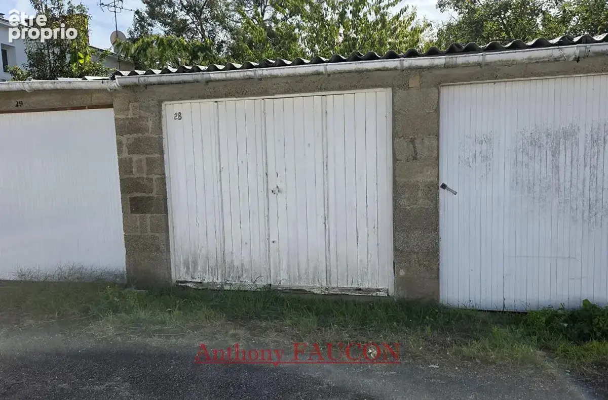 Garage La Roche Sur Yon 1 pièce(s) 17 m2 - photo 3