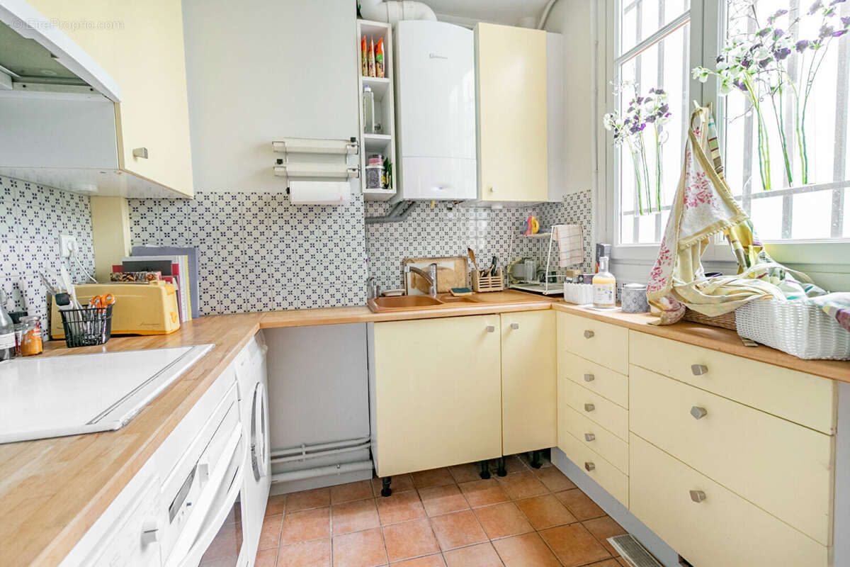 Appartement à PARIS-12E