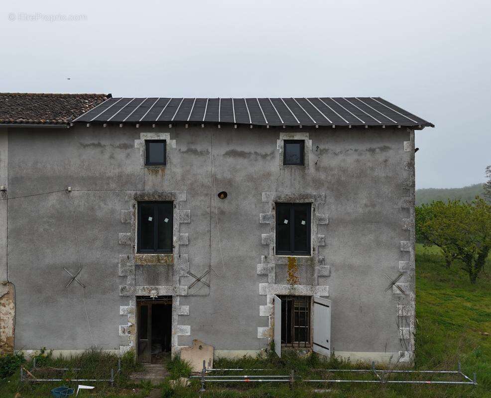 Maison 266 m² à Lavausseau  - photo 3