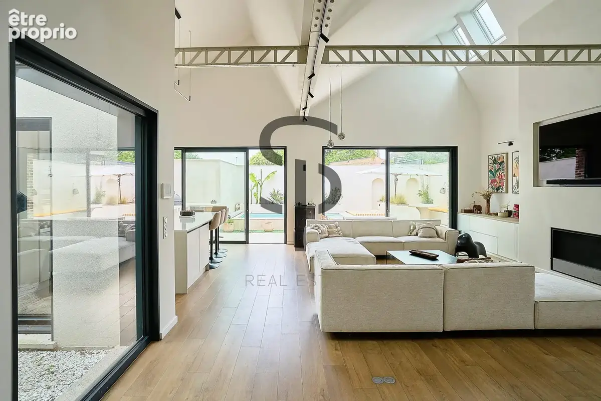 Marcq en Baoeul BOURG Maison d’exception, 5 chambres, bureau, piscine, double garage. - photo 3