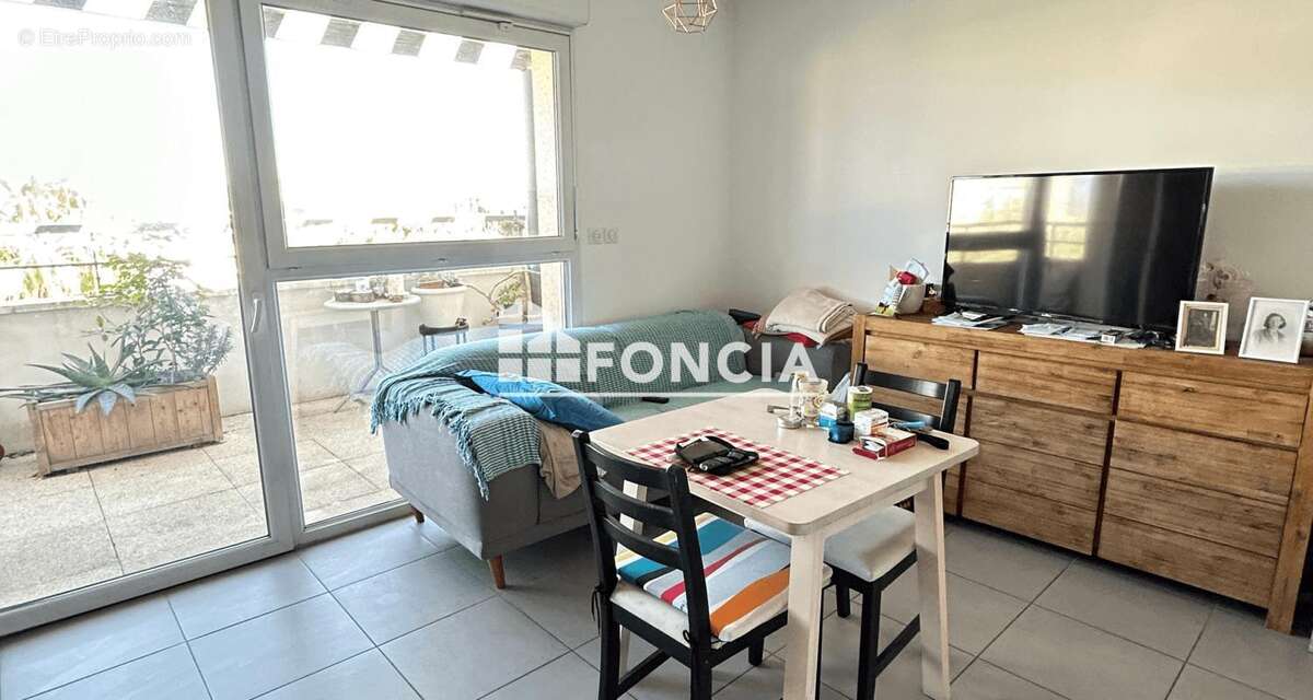 Appartement à MARSEILLE-8E
