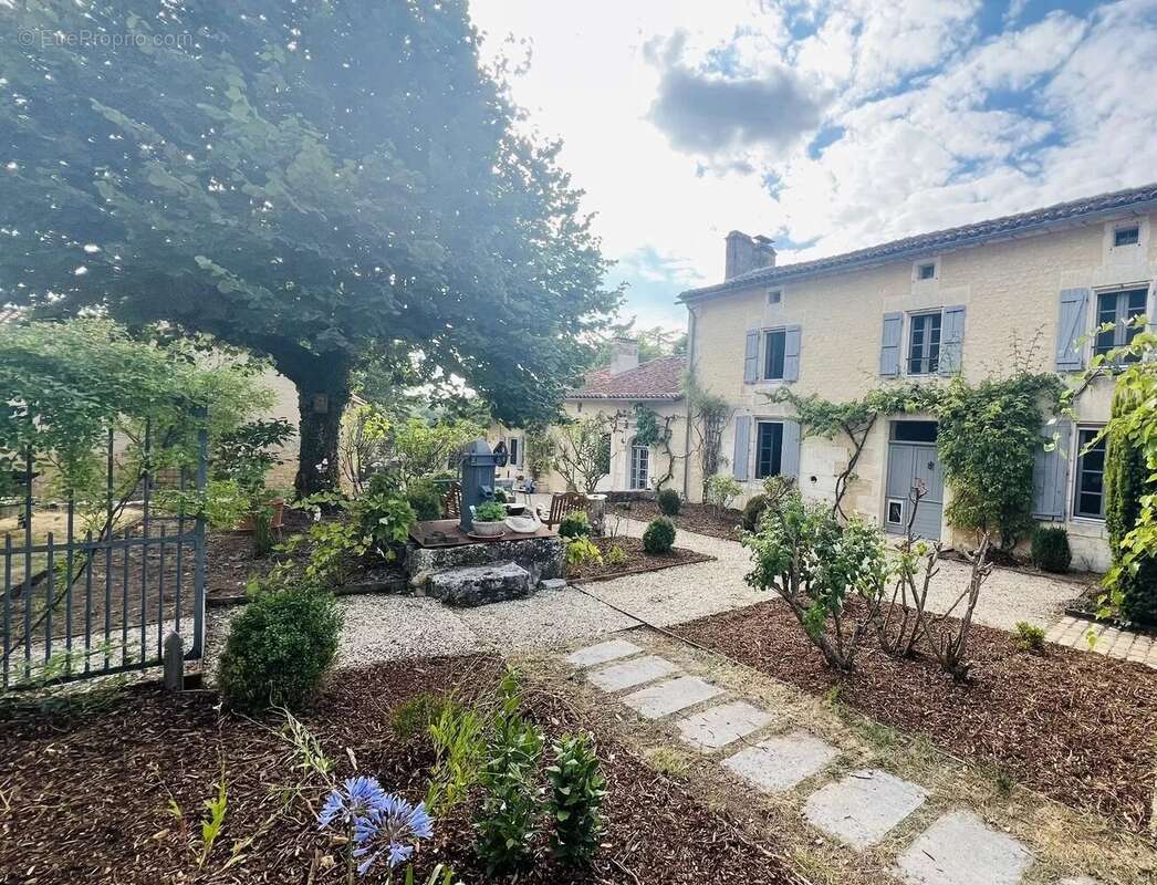 Maison à ANGOULEME
