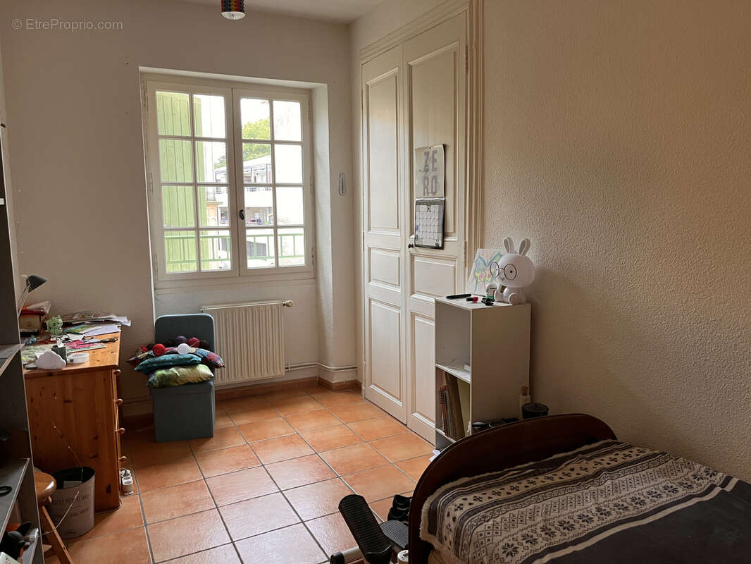 Appartement à BEZOUCE