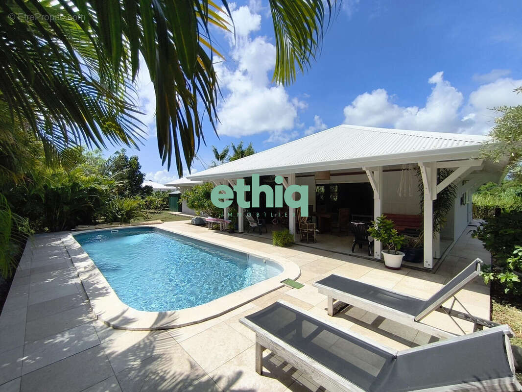 Maison à SAINT-FRANCOIS