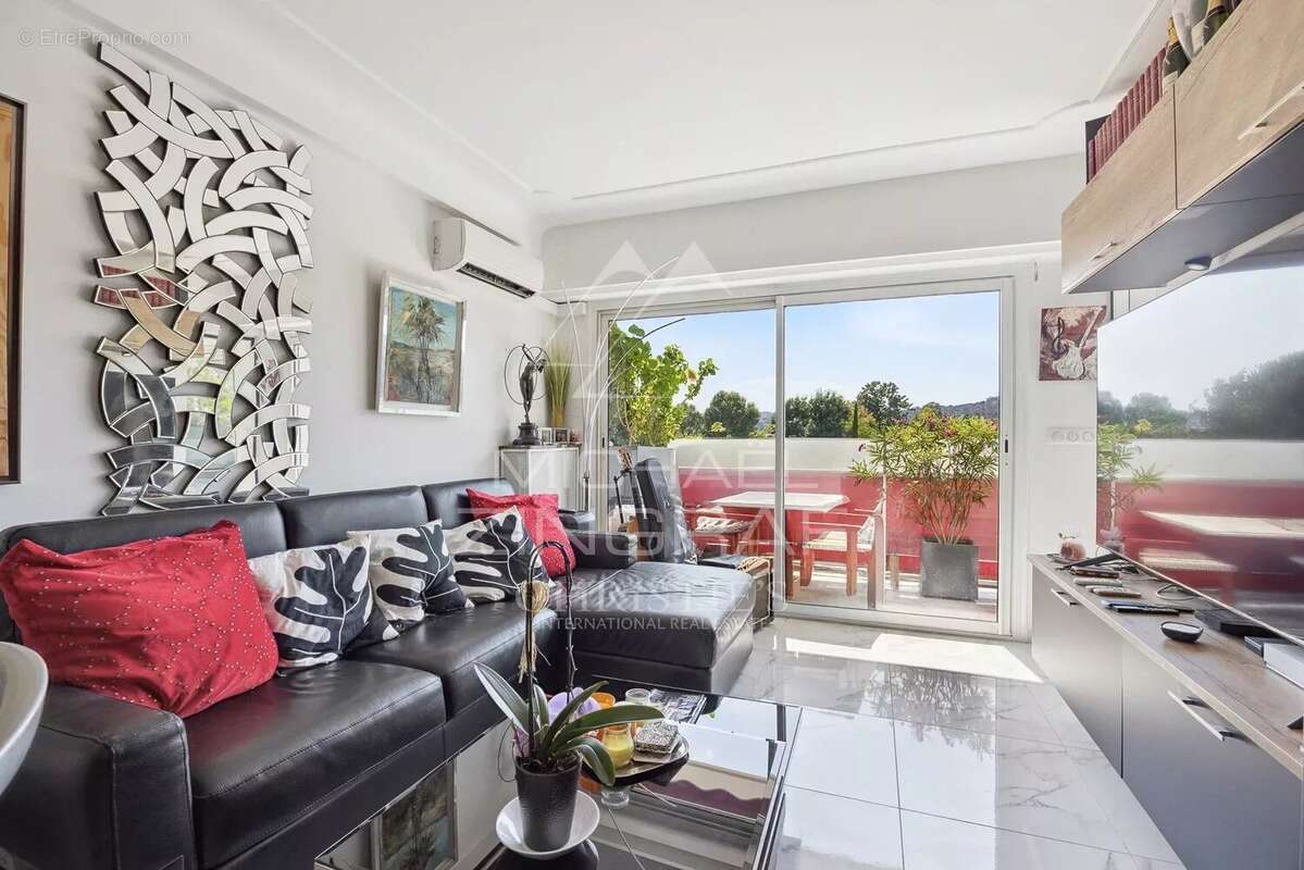 Appartement à CAGNES-SUR-MER