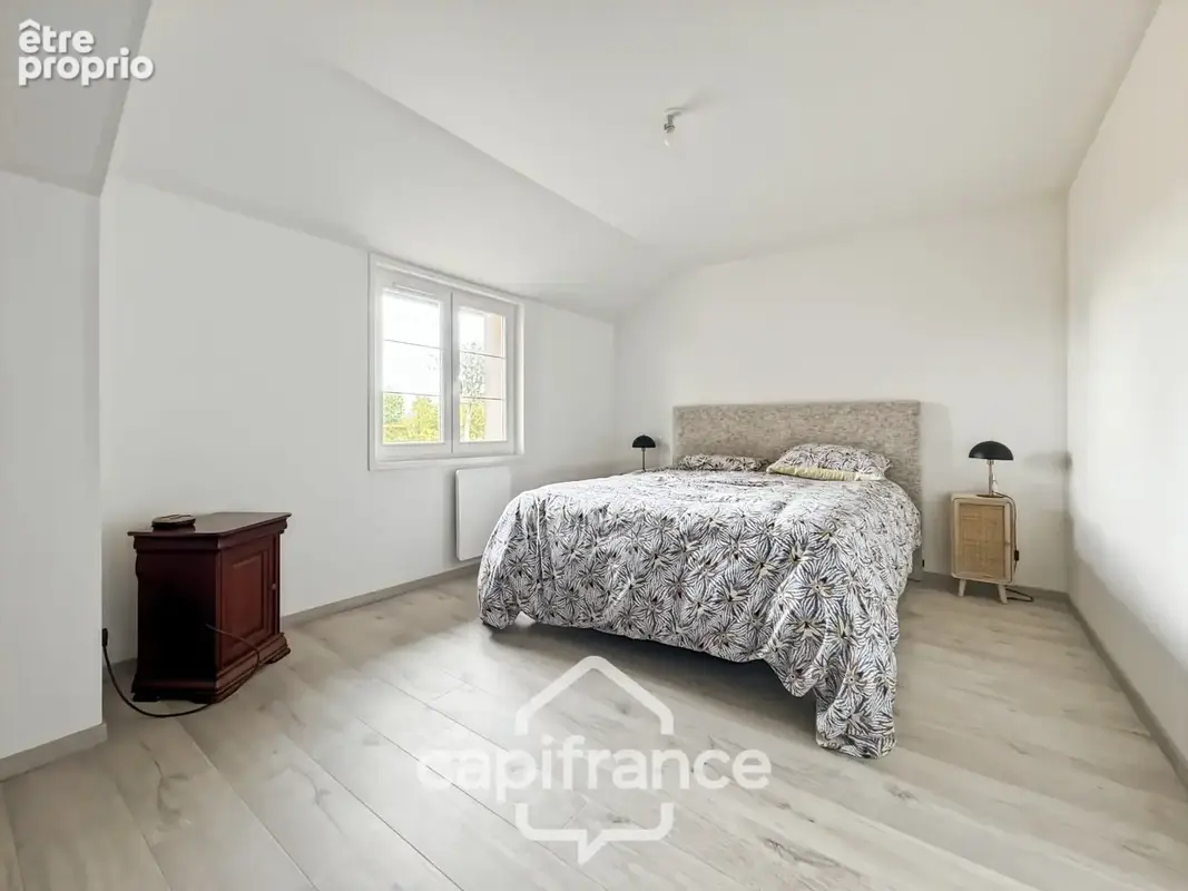EXCLUSIVITÉ – Magnifique maison bressane de prestige entièrement rénovée – 214 m² – Terrain de 2 600 m² - photo 12