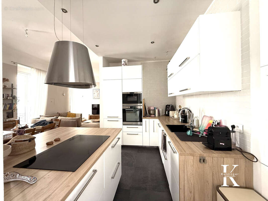 Appartement à MARSEILLE-6E