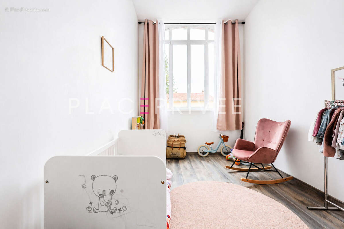 Appartement avec terrasse - photo 11