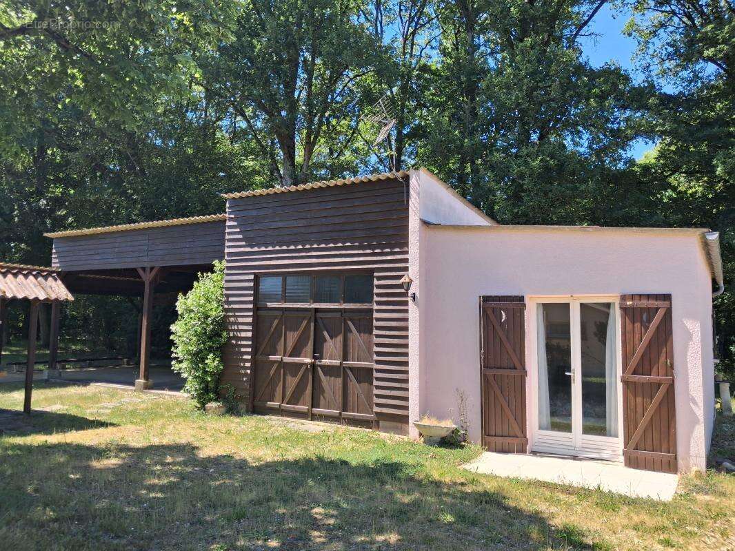 Maison à LA CELLE-SUR-LOIRE