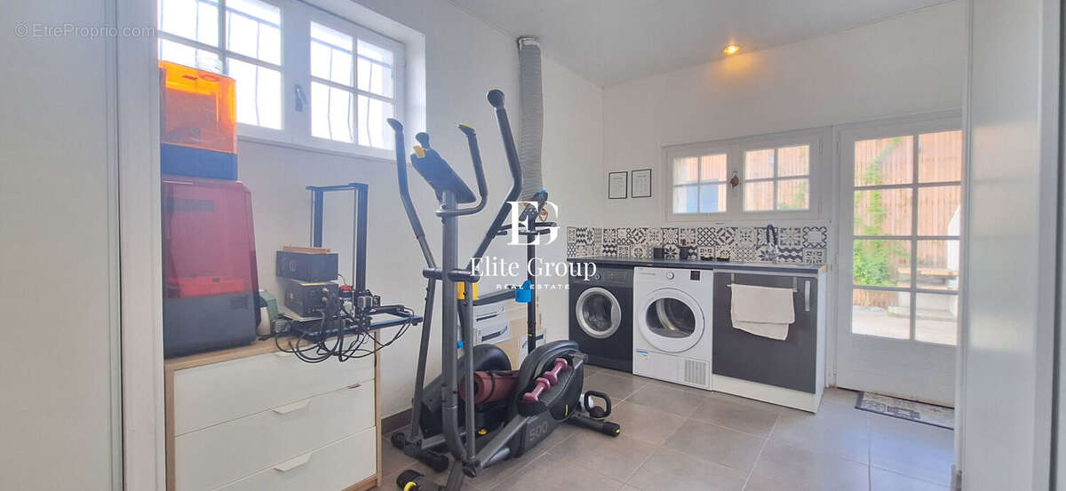 Maison à BARBEZIEUX-SAINT-HILAIRE