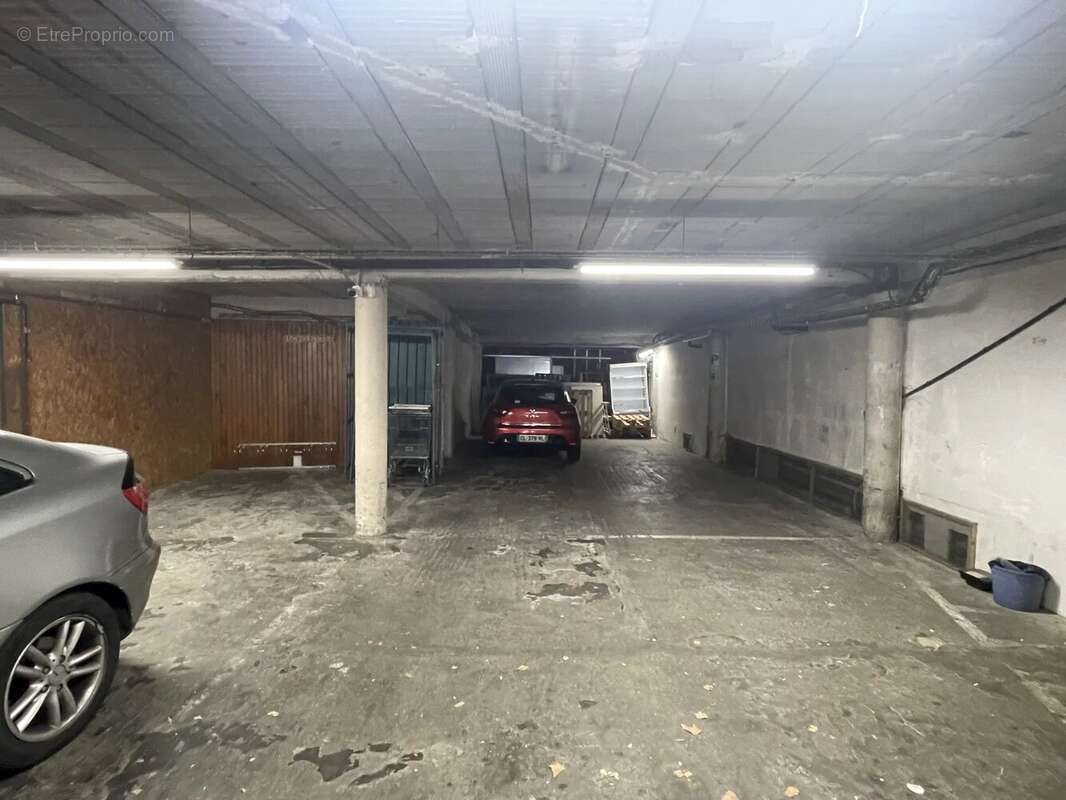 Commerce à NARBONNE