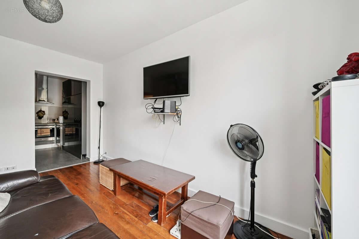 Appartement à NEUILLY-SUR-SEINE