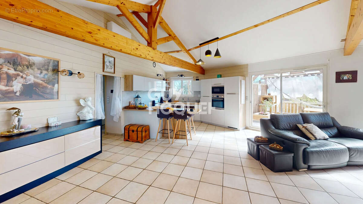 Maison à RION-DES-LANDES