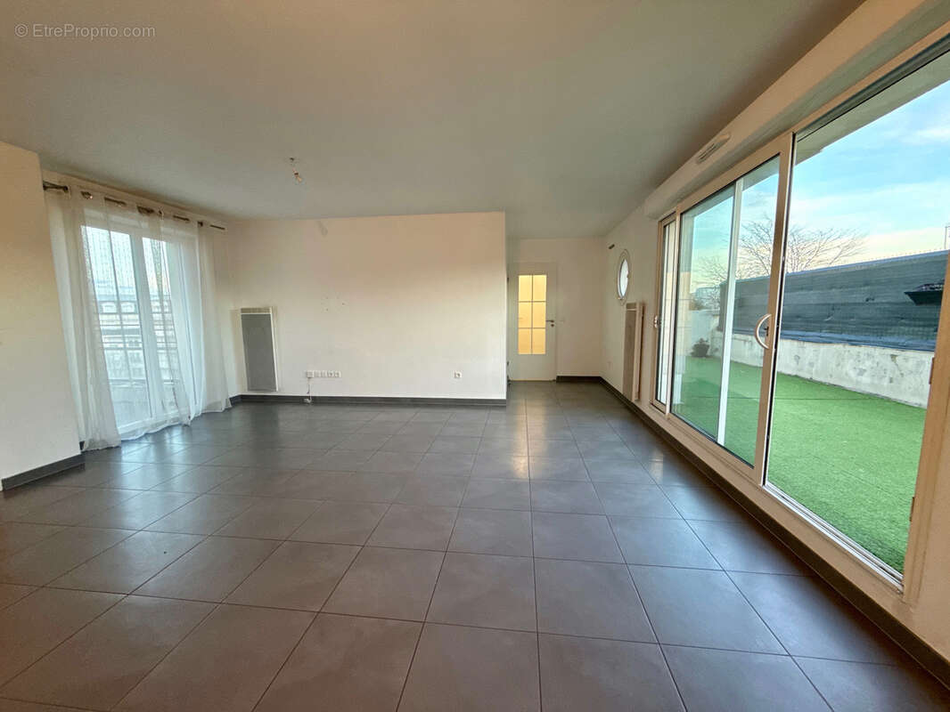 Appartement à ROSNY-SOUS-BOIS