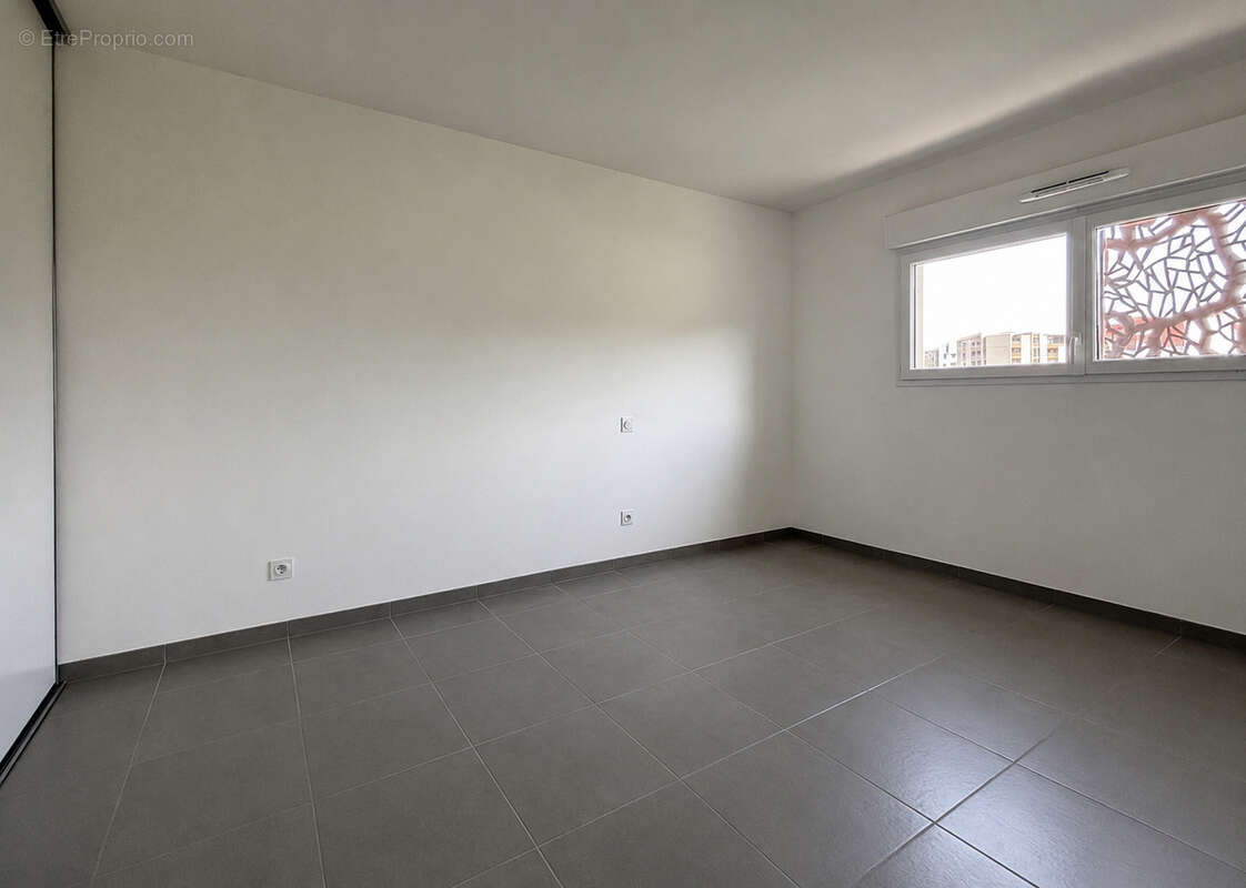 Appartement à SAINT-JEAN-DE-VEDAS