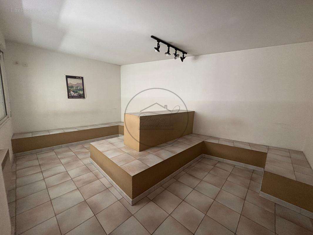 Maison à BARJAC