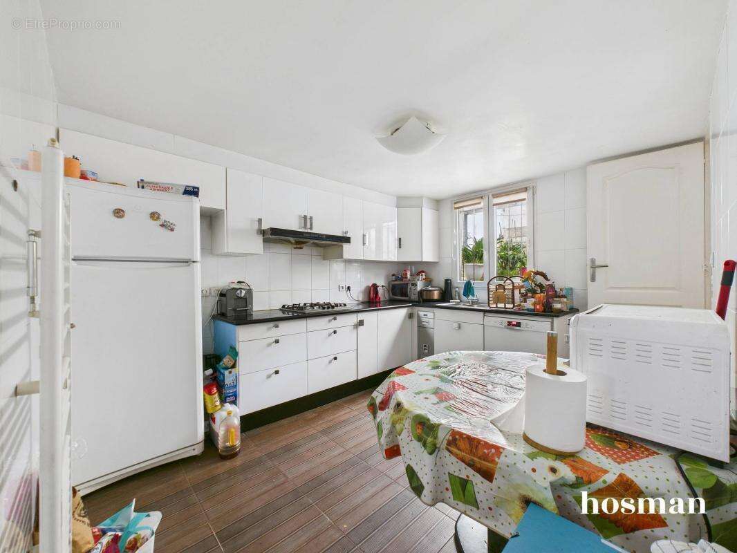 Maison à LA COURNEUVE